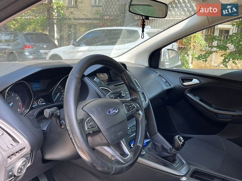 Седан Ford Focus 2017 в Києві фото 5 Седан Ford Focus 2017 в Києві