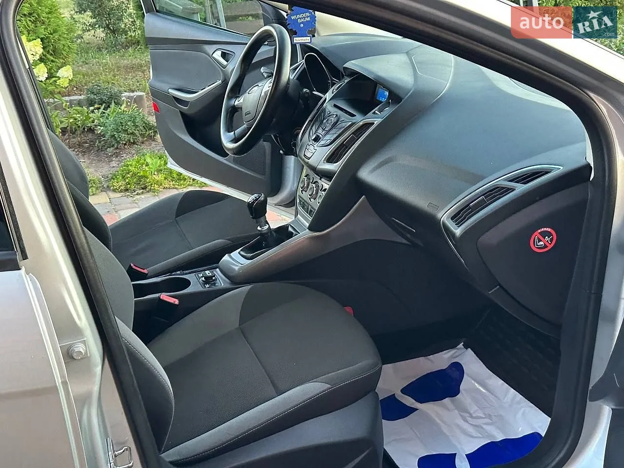 2011 Ford Focus - мініатюра 19