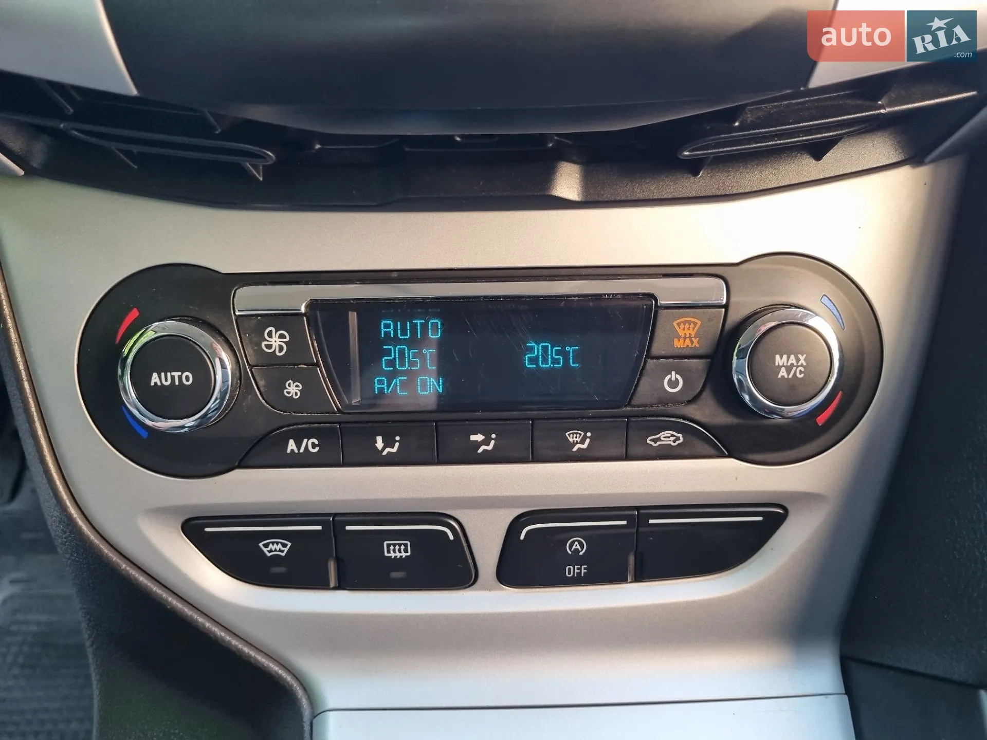 2013 Ford Focus - мініатюра 27