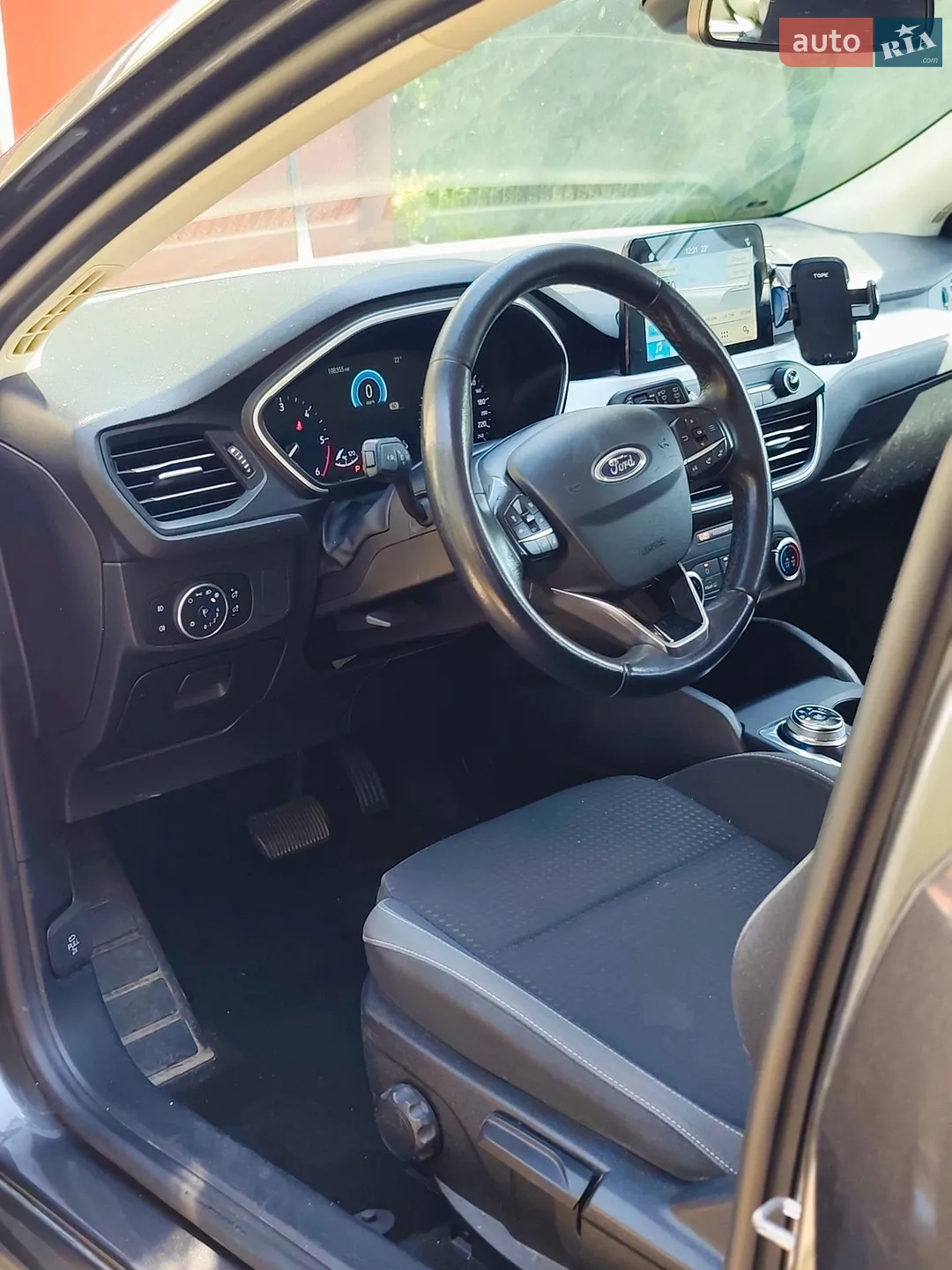 2018 Ford Focus - мініатюра 19