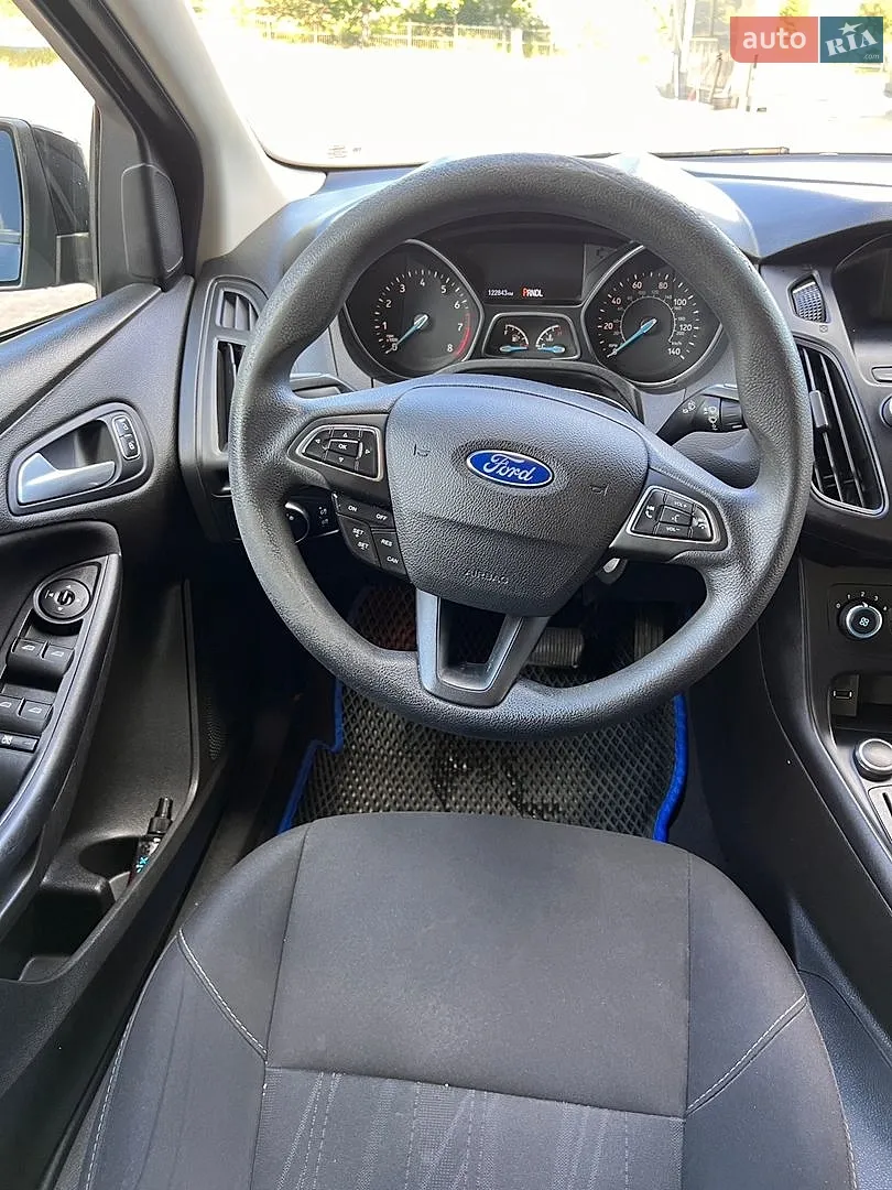 2016 Ford Focus - мініатюра 15
