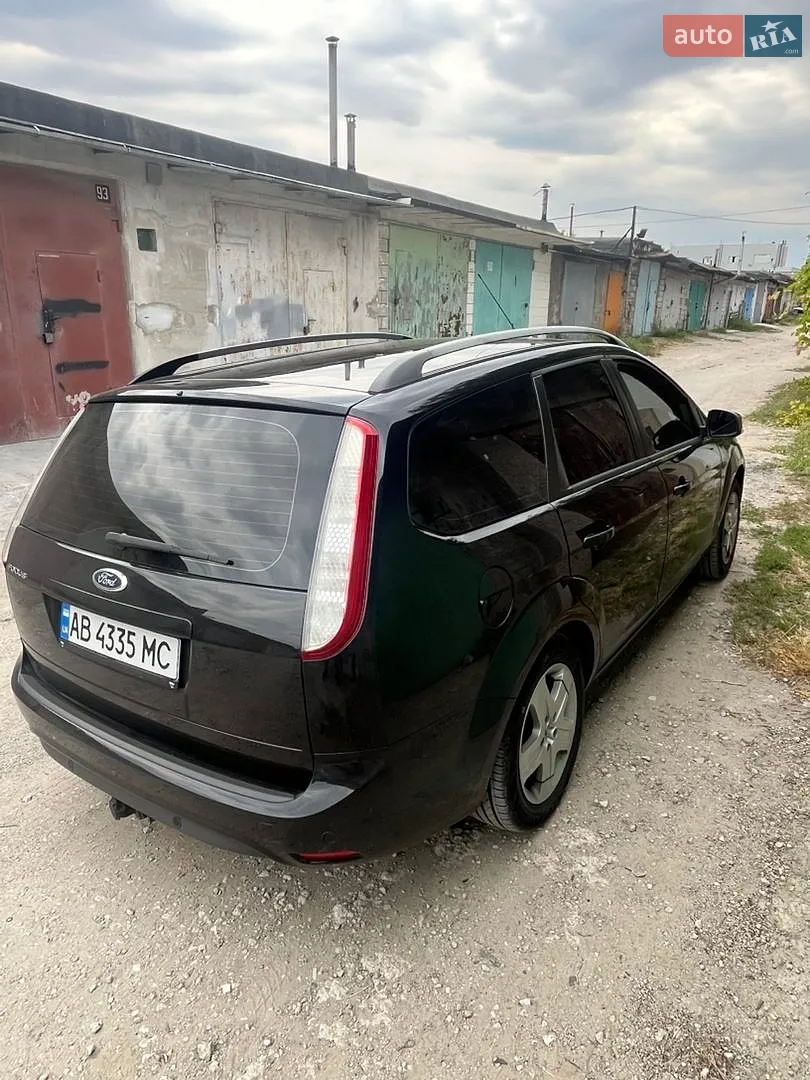 2010 Ford Focus - мініатюра 4