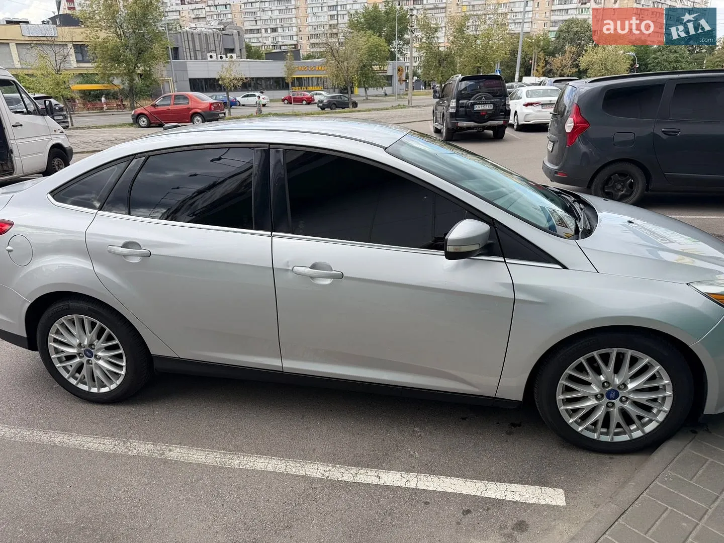 2011 Ford Focus - мініатюра 2