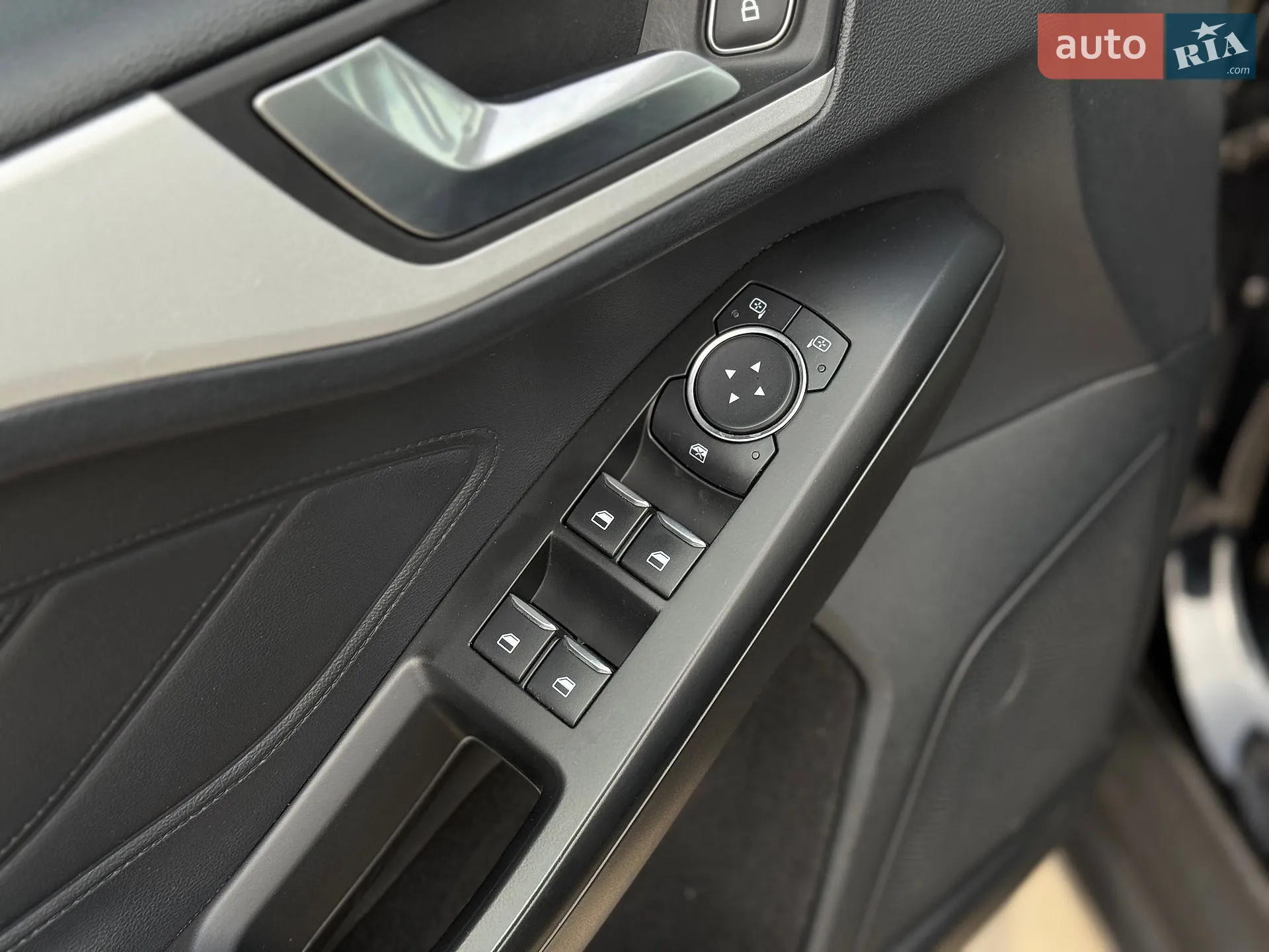 2021 Ford Focus - мініатюра 24