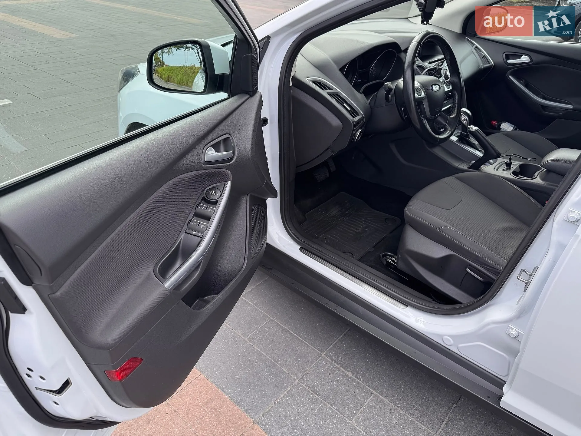 2013 Ford Focus - мініатюра 10