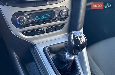 Універсал Ford Focus 2012 в Жовкві