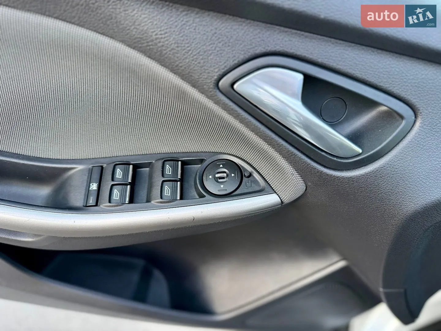 2012 Ford Focus - мініатюра 34