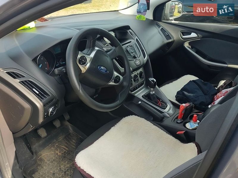 Хэтчбек Ford Focus 2014 в Ивано-Франковске