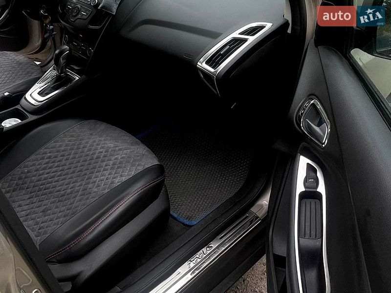 Седан Ford Focus 2018 в Тараще
