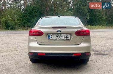 Седан Ford Focus 2018 в Тараще
