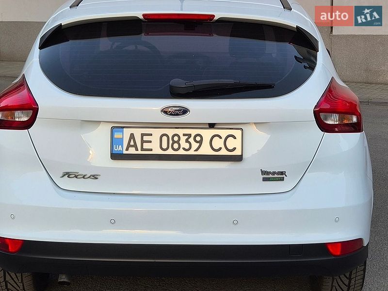 Хетчбек Ford Focus 2015 в Дніпрі