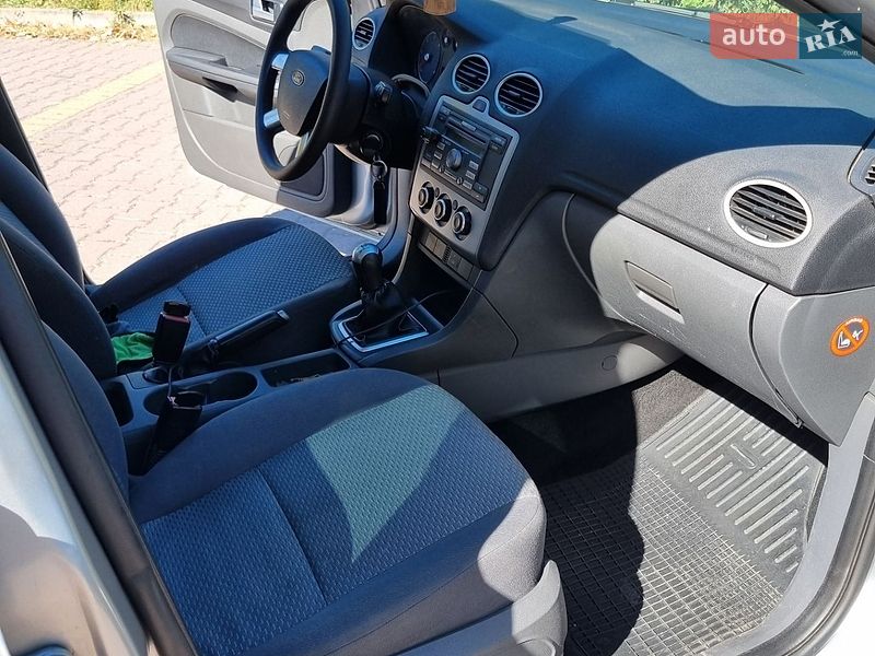 Універсал Ford Focus 2005 в Миргороді