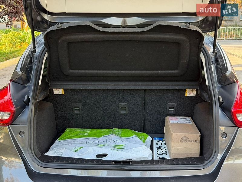 Седан Ford Focus 2015 в Днепре фото 12 Седан Ford Focus 2015 в Днепре