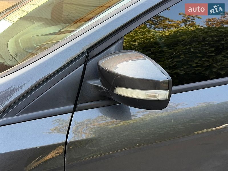 Седан Ford Focus 2015 в Днепре фото 19 Седан Ford Focus 2015 в Днепре