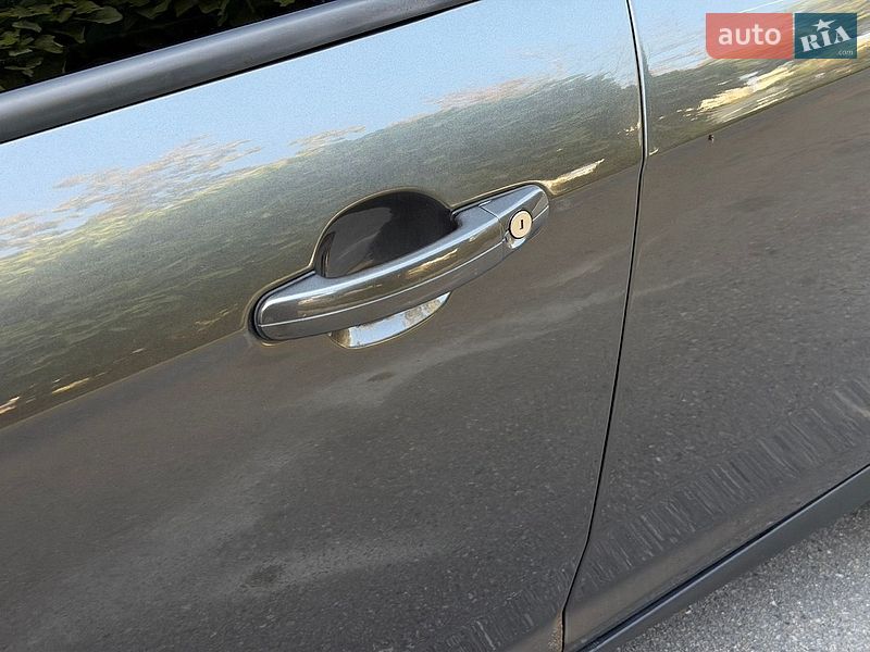 Седан Ford Focus 2015 в Дніпрі