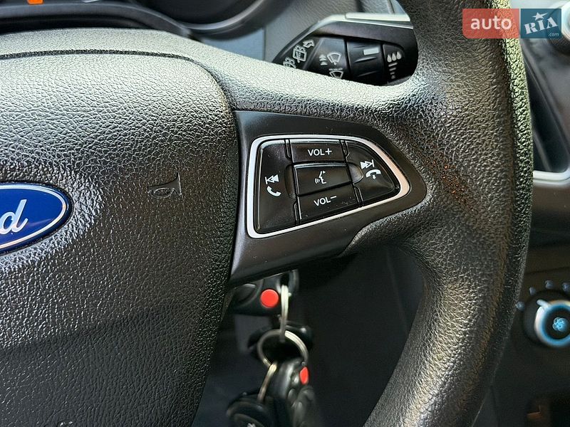 Седан Ford Focus 2015 в Днепре фото 45 Седан Ford Focus 2015 в Днепре
