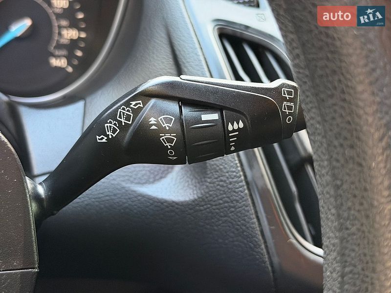 Седан Ford Focus 2015 в Днепре фото 47 Седан Ford Focus 2015 в Днепре