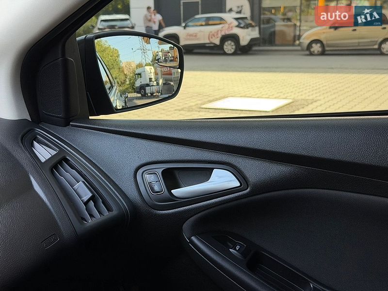 Седан Ford Focus 2015 в Днепре фото 52 Седан Ford Focus 2015 в Днепре