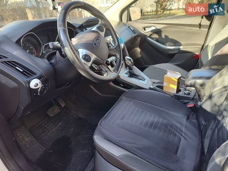 Хетчбек Ford Focus 2012 в Сокалі