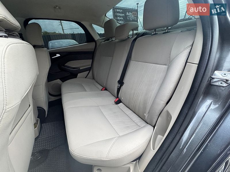 Седан Ford Focus 2015 в Полтаві