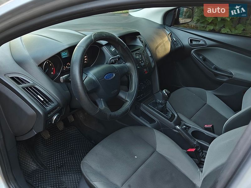 Хэтчбек Ford Focus 2011 в Киеве