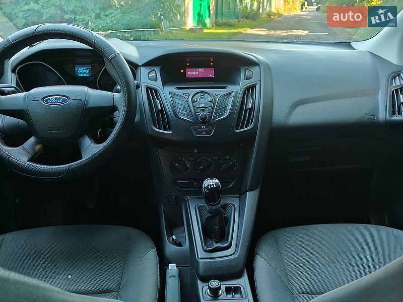 Хэтчбек Ford Focus 2011 в Киеве