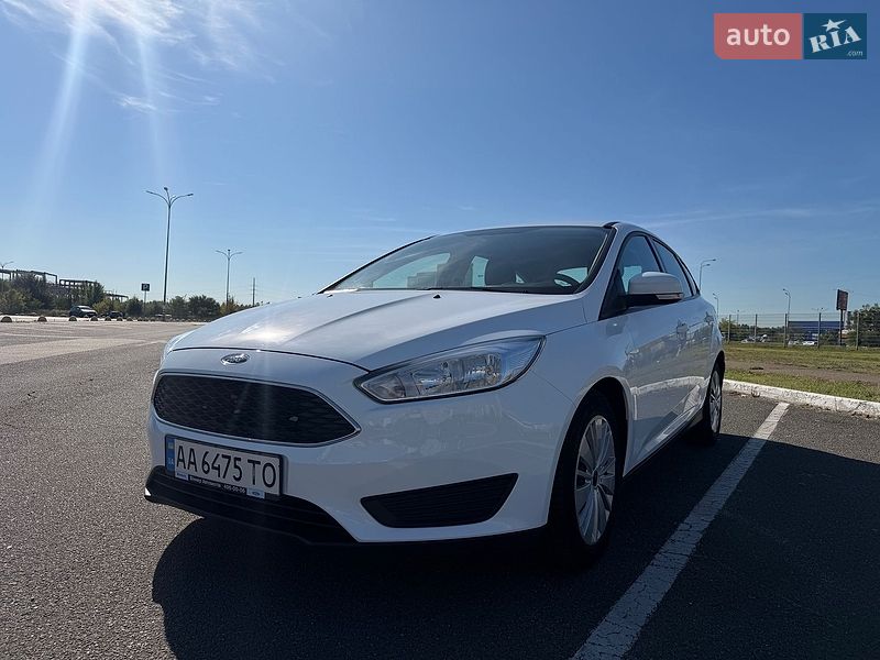 Хэтчбек Ford Focus 2017 в Киеве