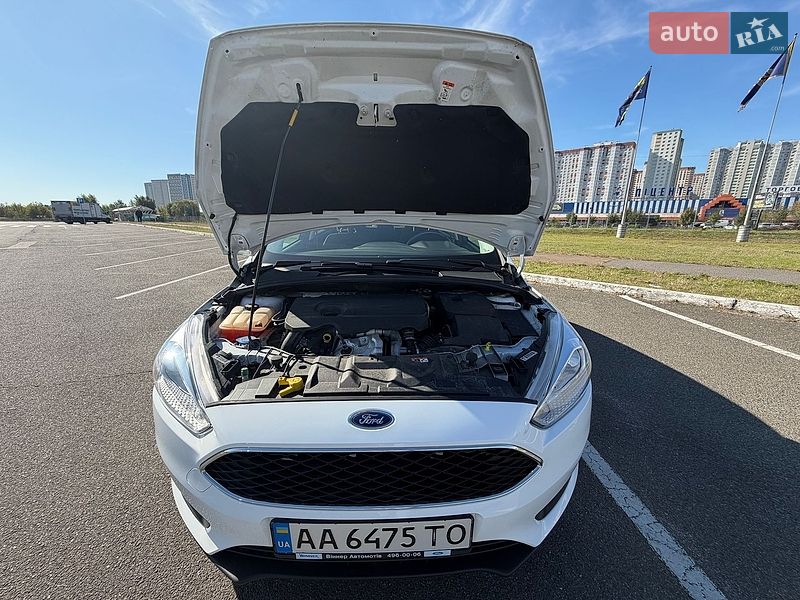 Хэтчбек Ford Focus 2017 в Киеве