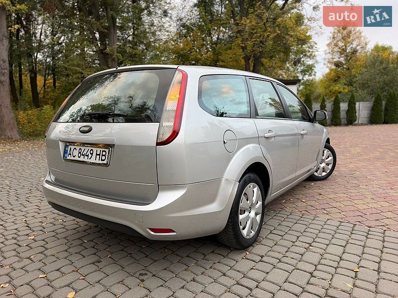 Универсал Ford Focus 2008 в Жовкве