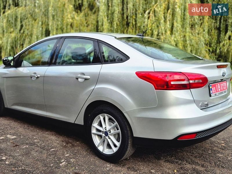 Седан Ford Focus 2017 в Дубно