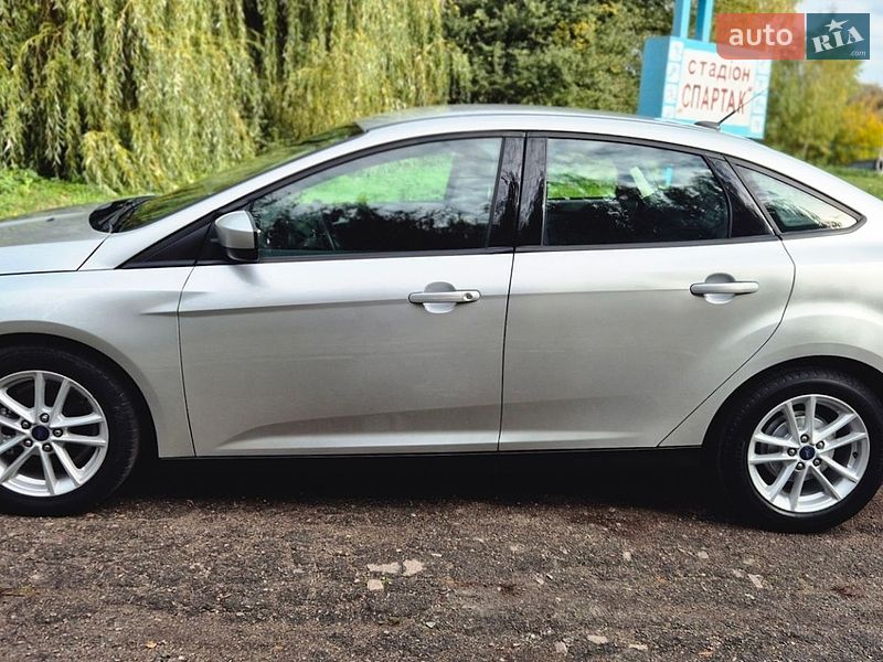 Седан Ford Focus 2017 в Дубно