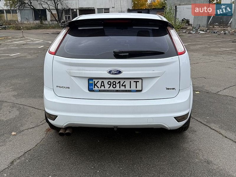 Хэтчбек Ford Focus 2011 в Киеве