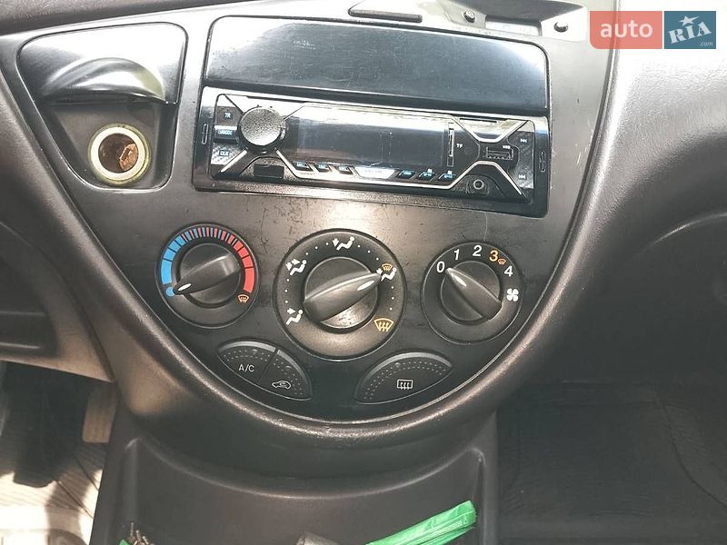 Седан Ford Focus 2003 в Самаре