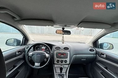 Седан Ford Focus 2011 в Счастливом