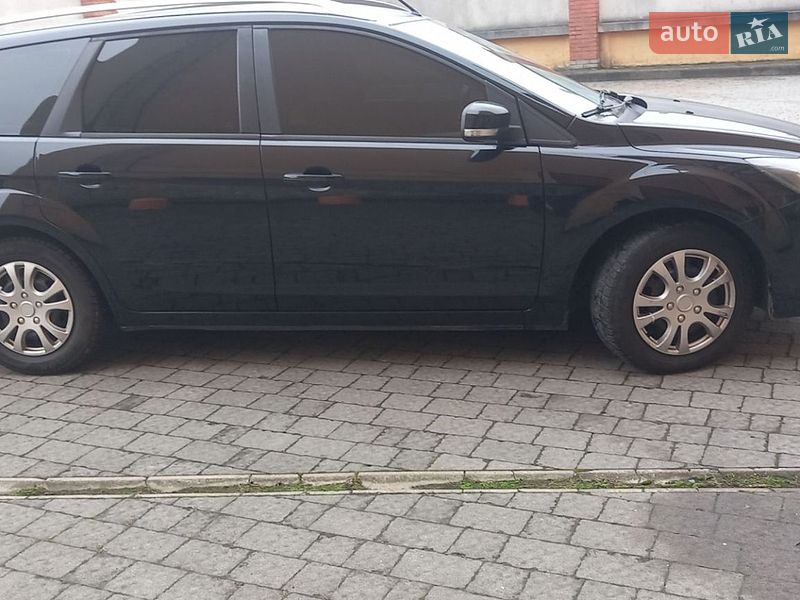 Універсал Ford Focus 2009 в Коломиї