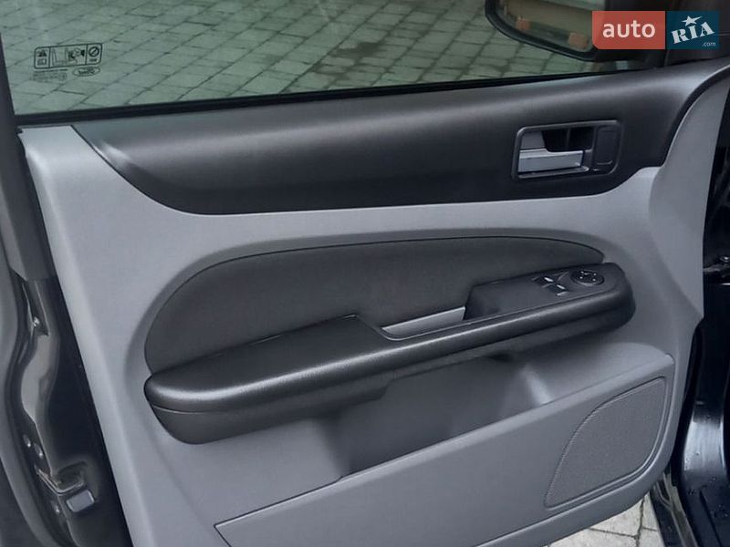 Універсал Ford Focus 2009 в Коломиї