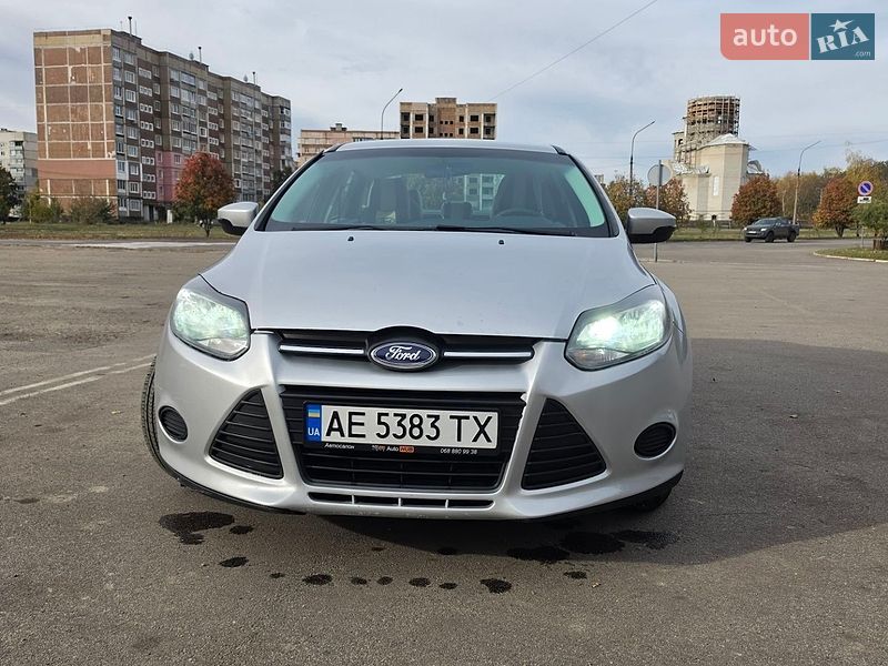 Седан Ford Focus 2013 в Лозовій