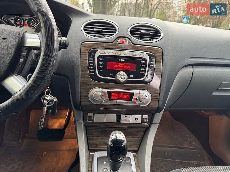 Хэтчбек Ford Focus 2008 в Киеве