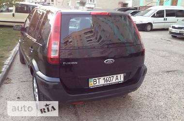 Хэтчбек Ford Fusion 2007 в 