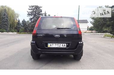 Хэтчбек Ford Fusion 2004 в Тысменице