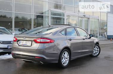 Седан Ford Fusion 2014 в Киеве