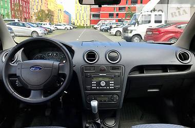 Хэтчбек Ford Fusion 2011 в Киеве