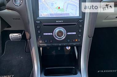 Седан Ford Fusion 2017 в 