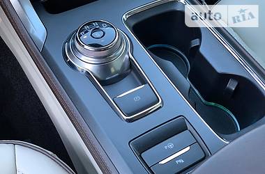 Седан Ford Fusion 2017 в 