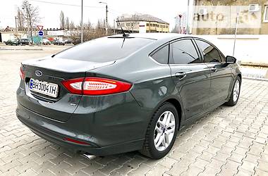 Седан Ford Fusion 2015 в Одессе