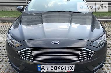 Седан Ford Fusion 2017 в 