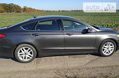 Седан Ford Fusion 2015 в Запоріжжі