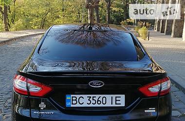 Седан Ford Fusion 2014 в 