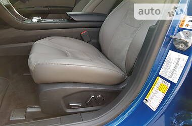 Седан Ford Fusion 2016 в 