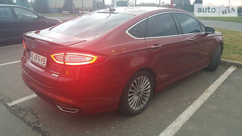Седан Ford Fusion 2015 в Ужгороде